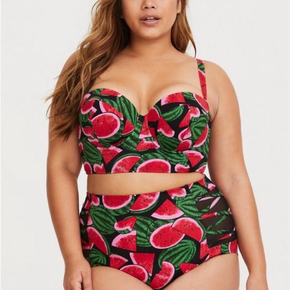 Torrid High Waist Watermelon Print Bottoms- Red and Green 2X - Picture 2 of 9